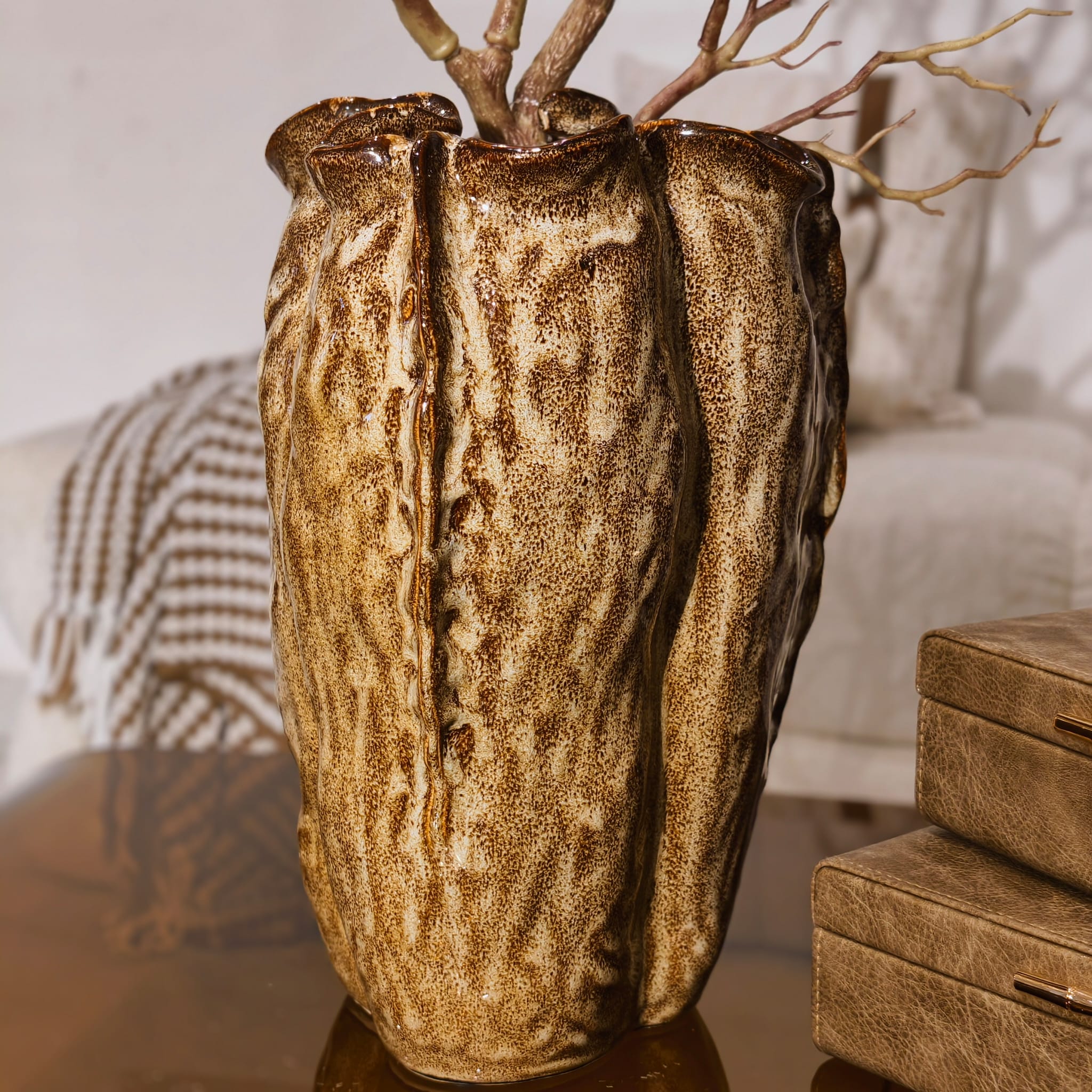 تحفة أوريليا الذهبية Aurelia Gold Sculpture - الصورة 2